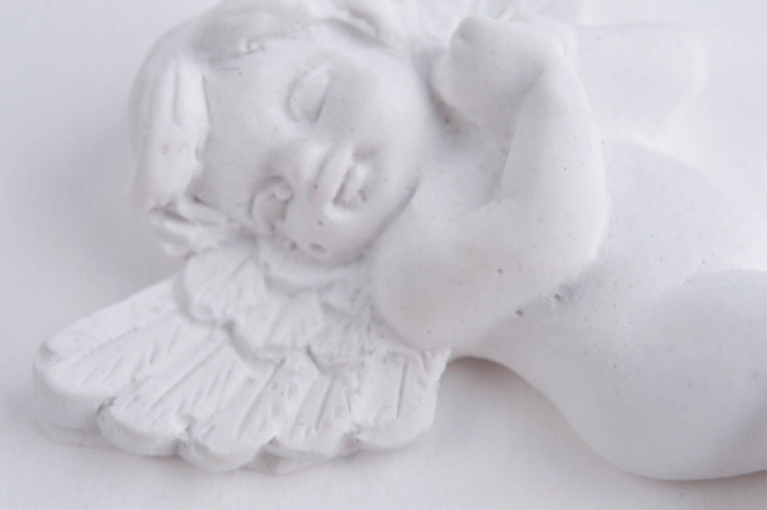 Gips Figur handmade Miniaturen bemalen schön Engel Figur ungewöhnlich klein foto 5
