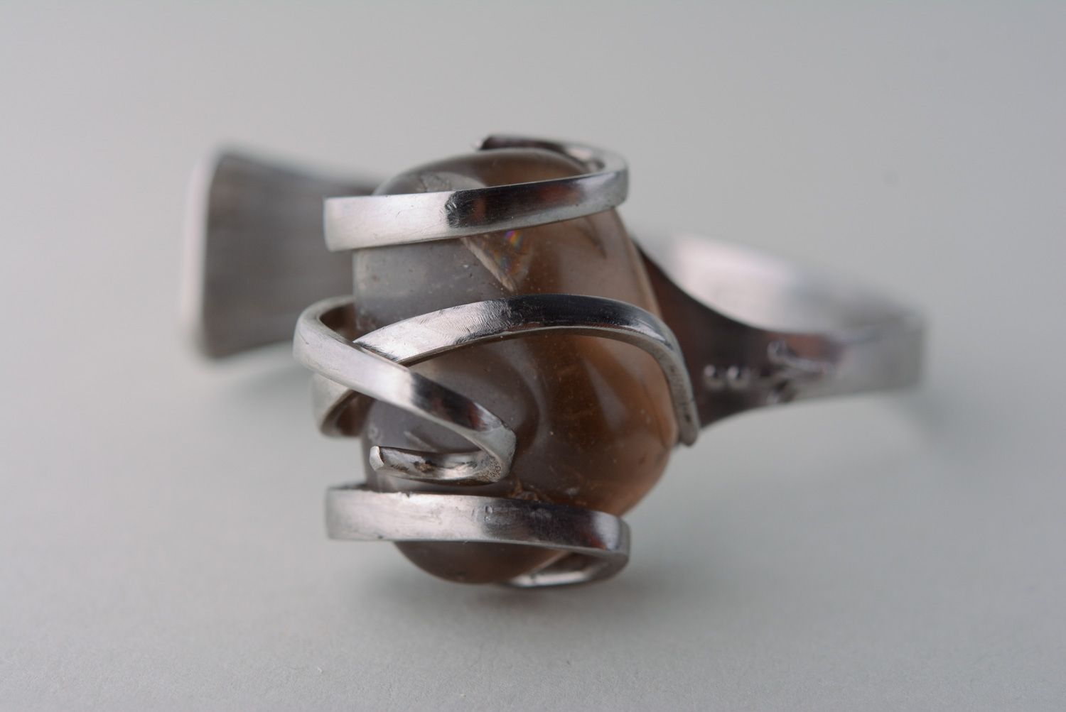 Handmade Metall Armband mit Naturstein aus Gabel für Frauen foto 2