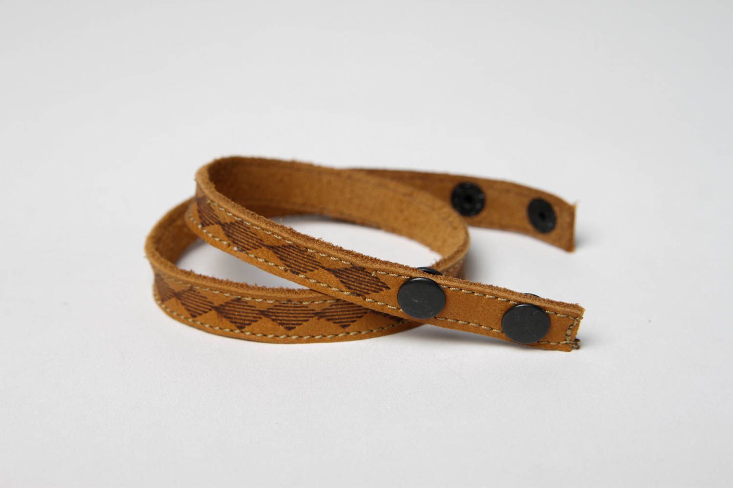 Stylish handmade leather bracelet artisan jewelry designs costume jewelry photo 5