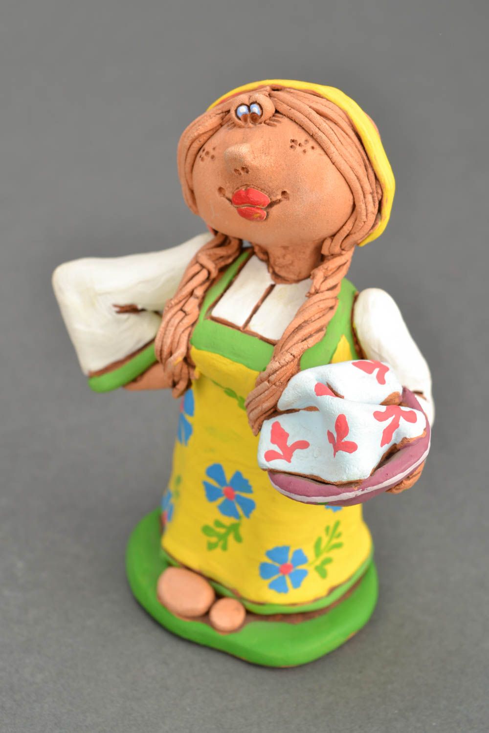 Statuina in ceramica fatta a mano figurina divertente souvenir di argilla foto 3