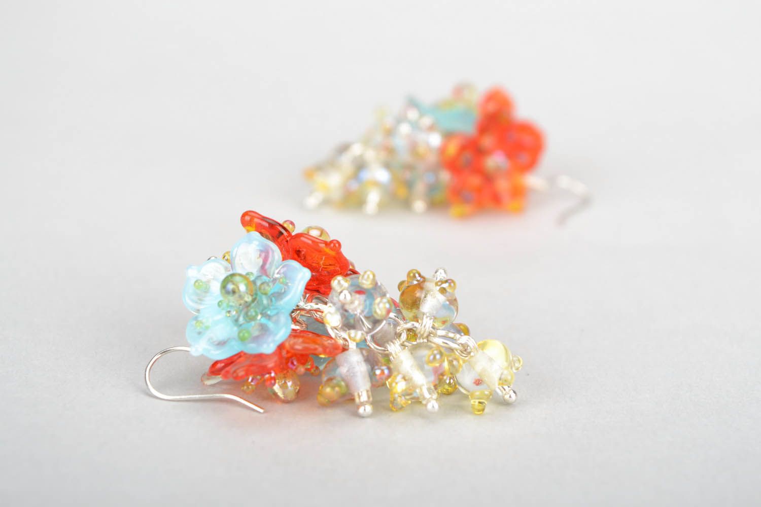 Floral earrings made of glass photo 4