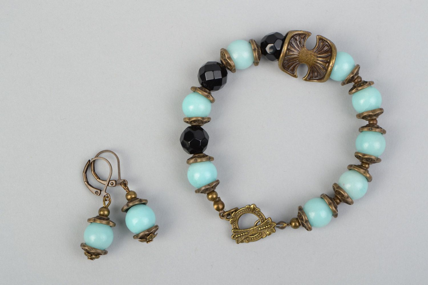 Handmade jewelry set with natural agate stone metal bracelet and earrings photo 1