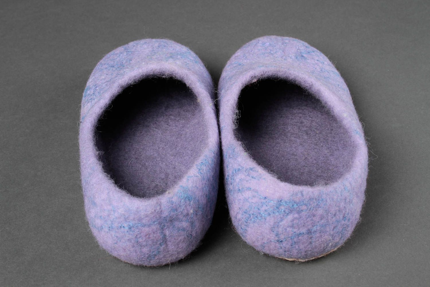 Handmade felted lilac slippers home woolen slippers warm stylish present  photo 4