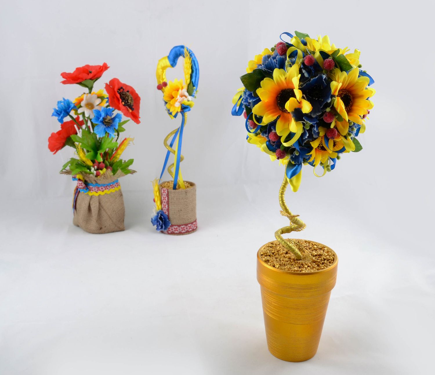 Deko Baum aus Schaumstoff mit Blumen foto 1