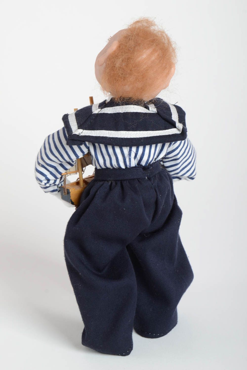 Авторская скульптурная кукла Мальчик в тельняшке с кораблем для декора хенд мейд фото 5