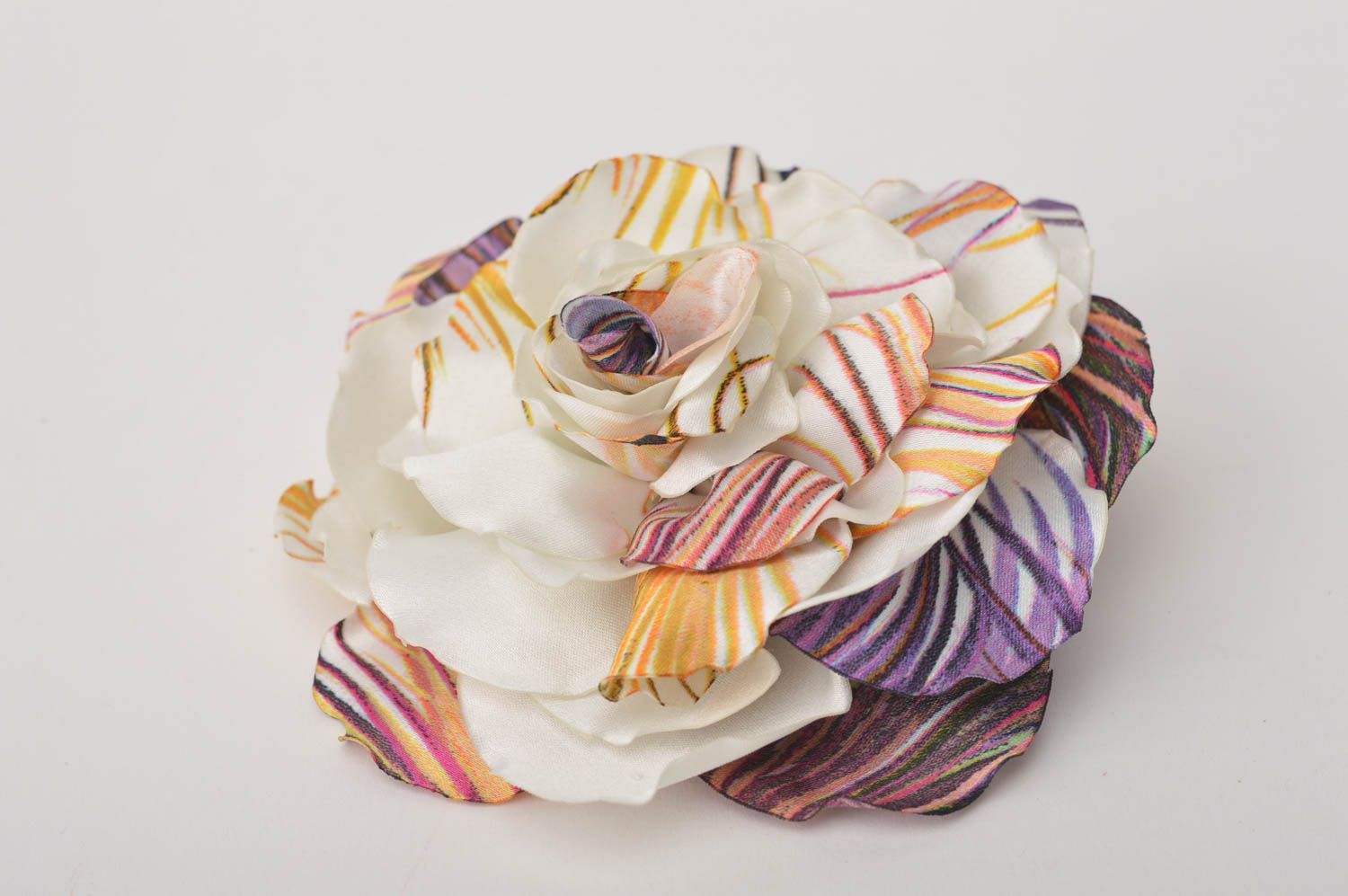 Handmade Schmuck Brosche helle Haarspange Blume Haar Accessoires gestreift  foto 5