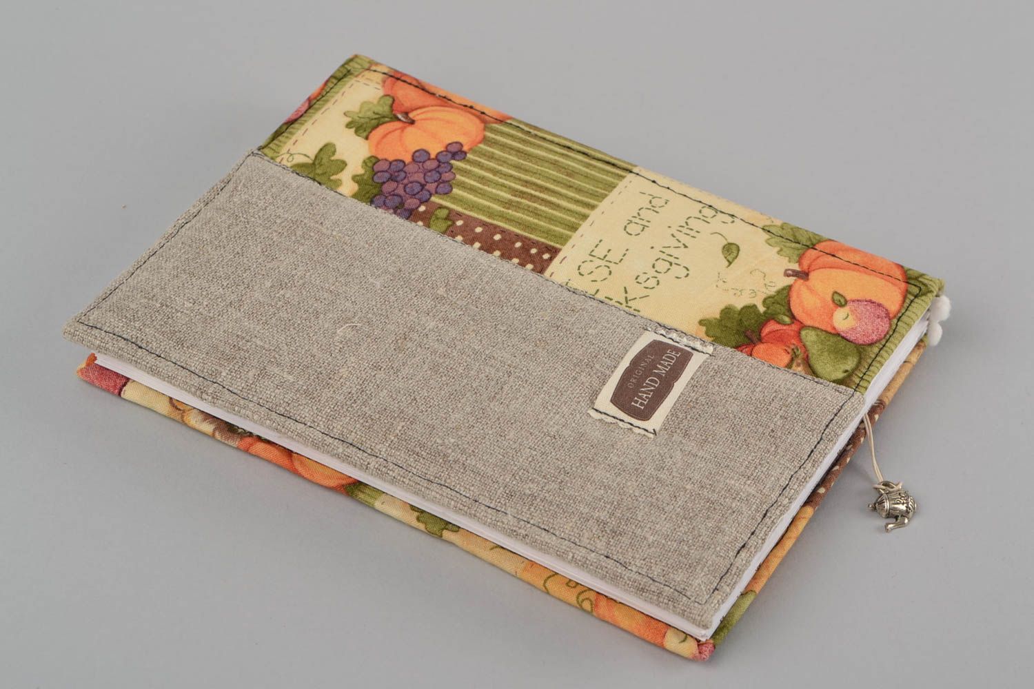 Handmade scrapbooking culinary book with colorful cotton fabric cover photo 4