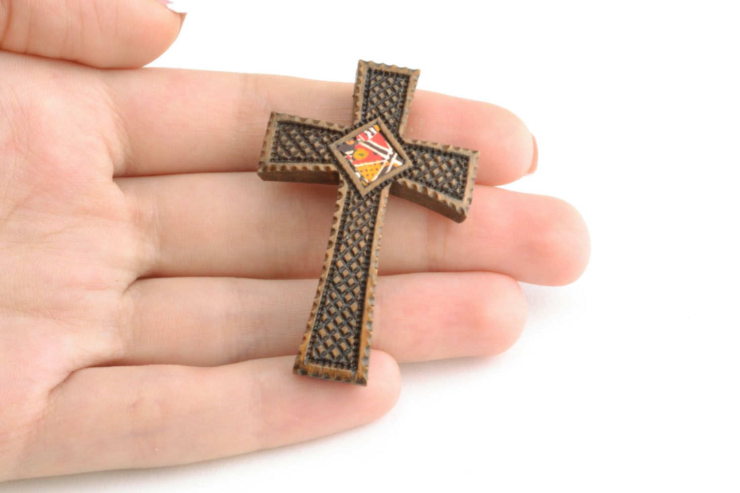 Wooden cross necklace photo 5