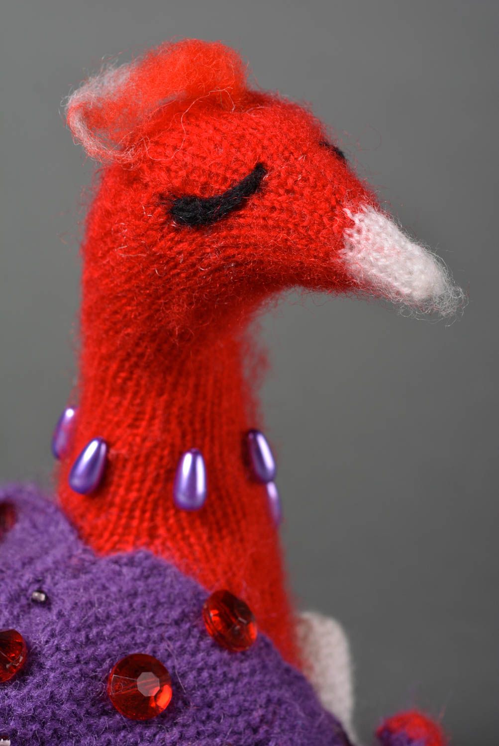 Handgemachtes Spielzeug gestricktes Spielzeug Baby Kuscheltier Vogel mit Küken foto 2