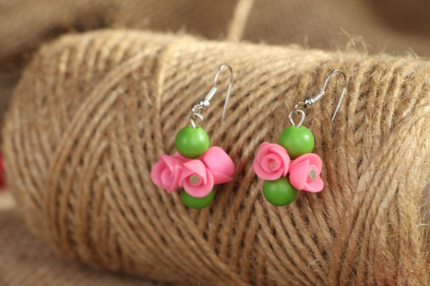 Flower-shaped earrings photo 5