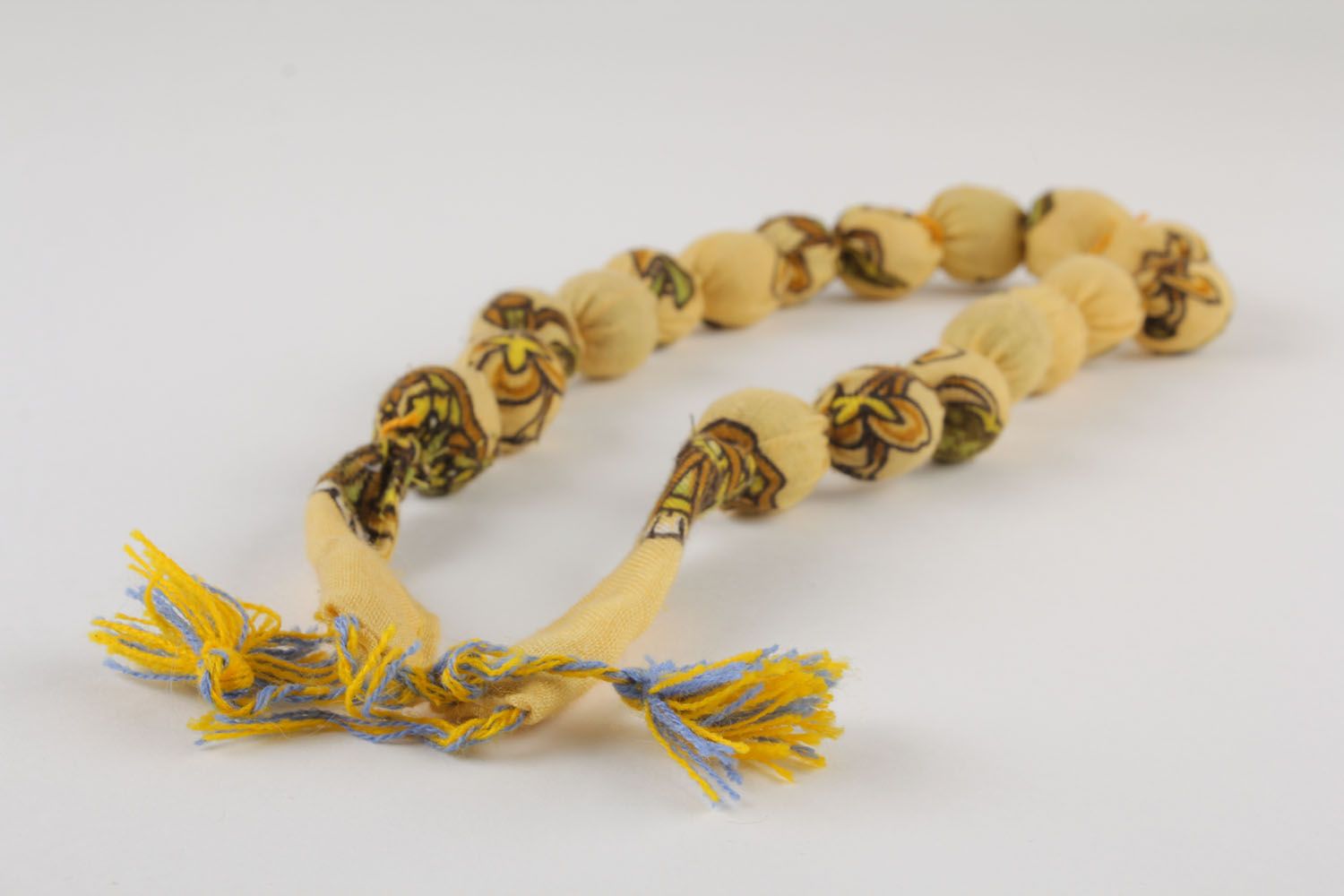 Bright wooden beaded necklace photo 5
