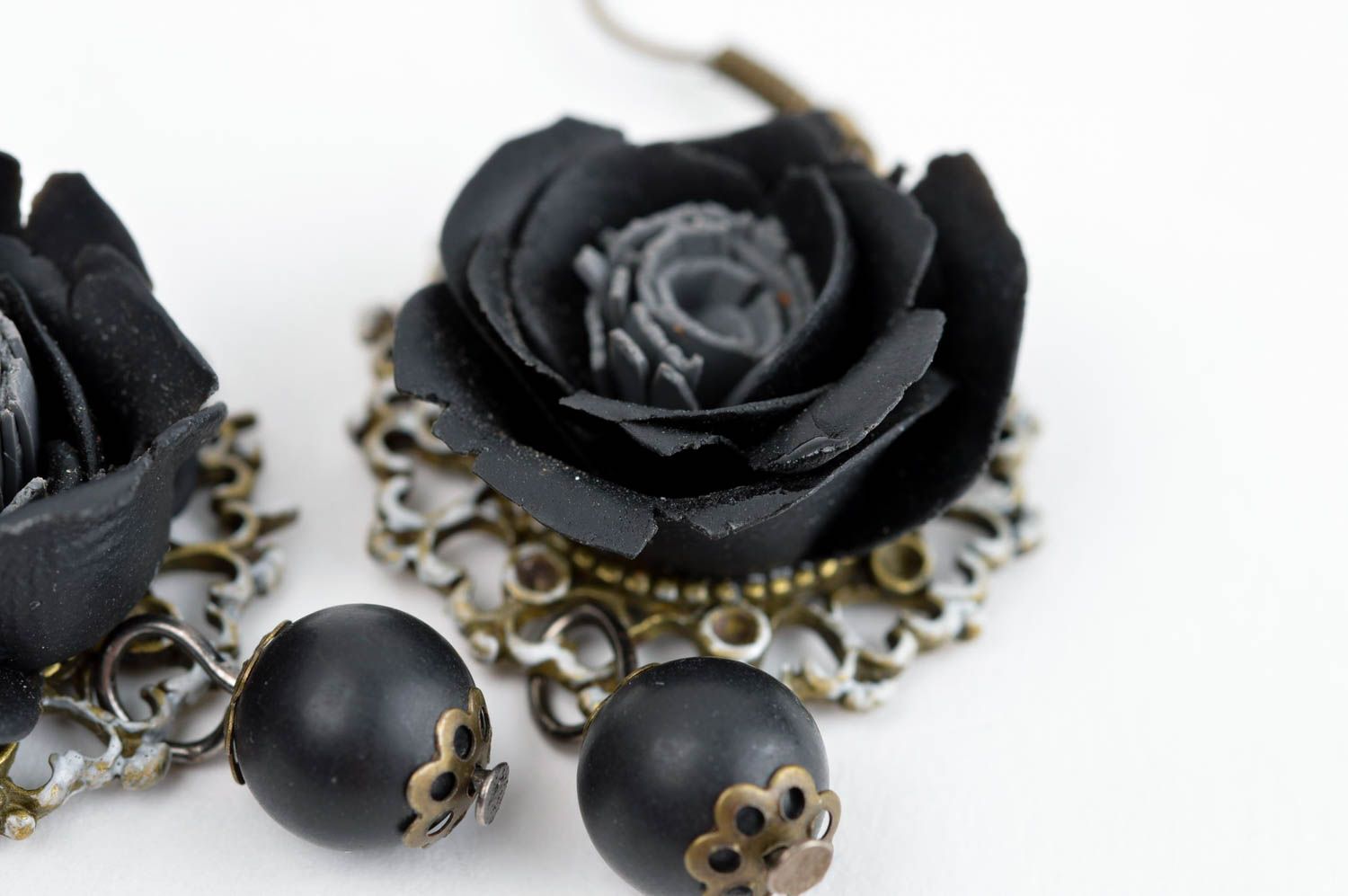 Handmade black flower earrings elegant evening accessory polymer clay jewelry photo 5