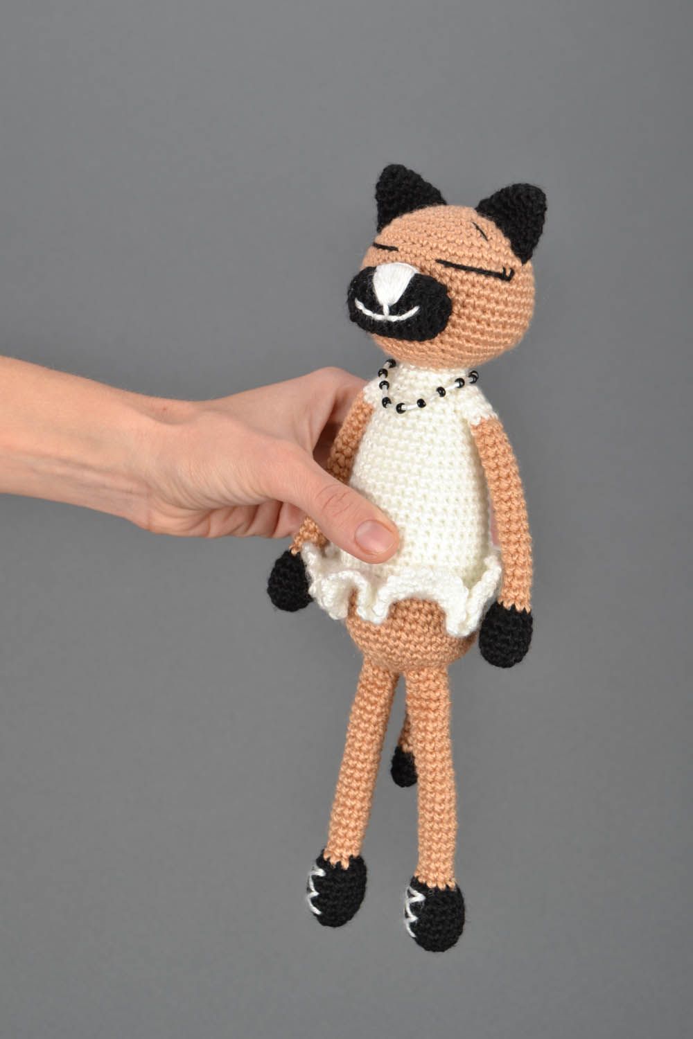 Crocheted toy Siamese photo 2