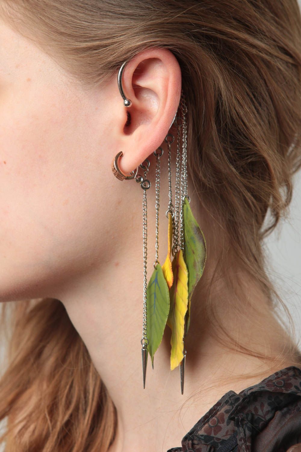 Ear cuff fait main Bijoux d'oreille feuilles Accessoire femme en pâte polymère photo 5