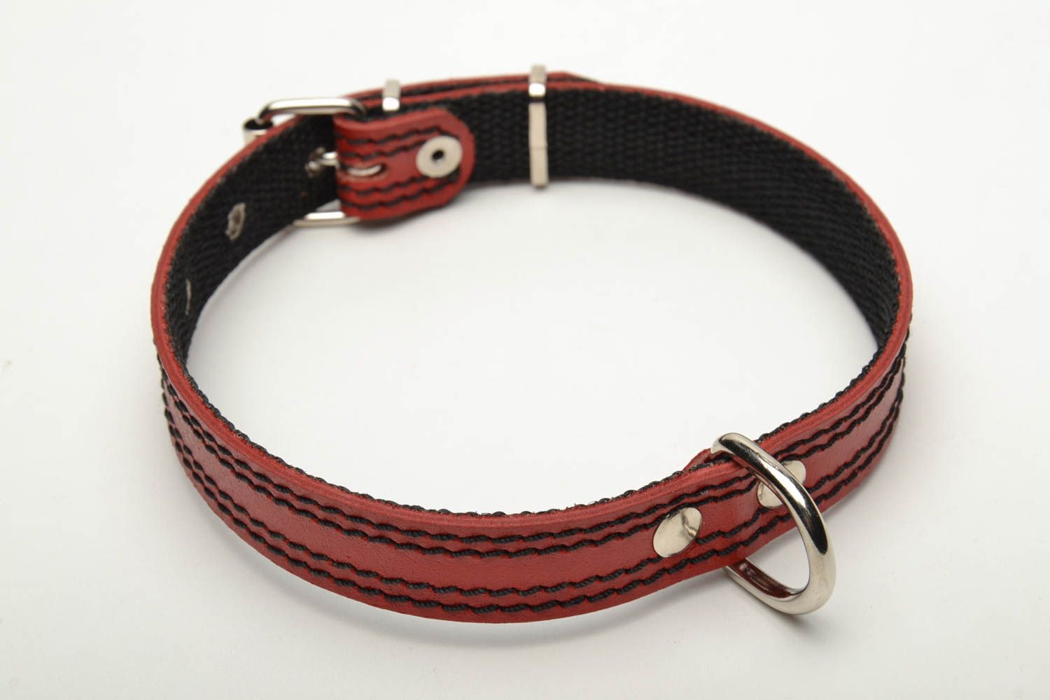 Red leather dog collar photo 4