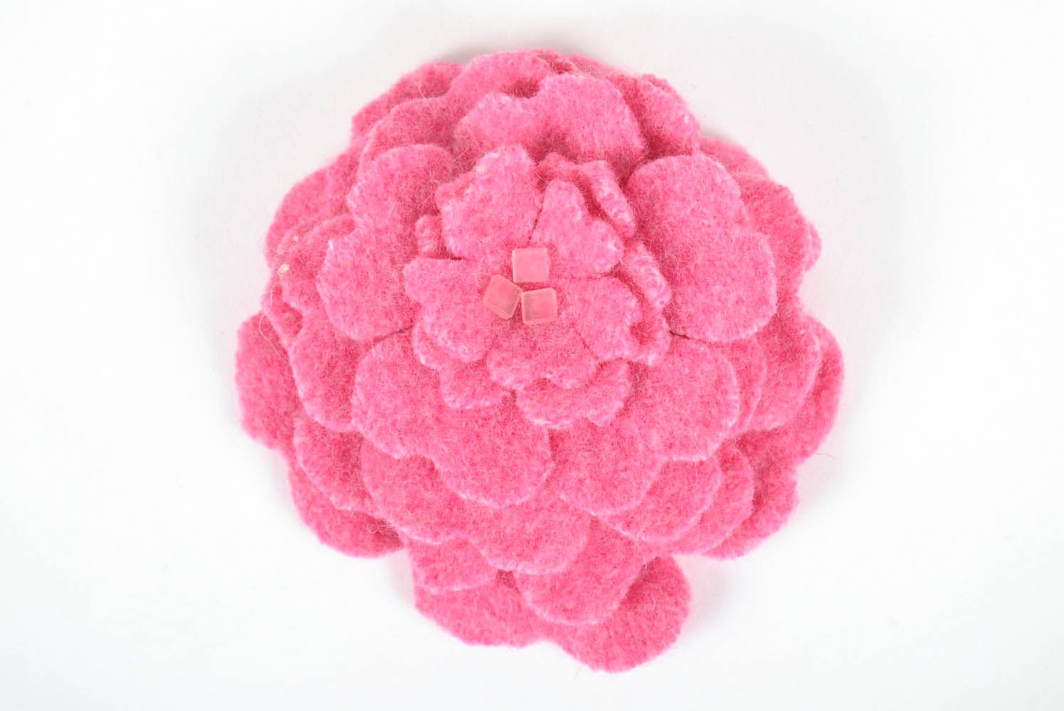 Broche fleur en laine rose Dahlia photo 2