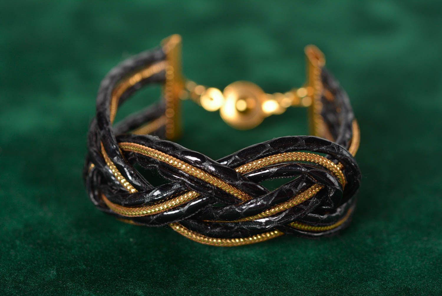 Bracelet large en similicuir Bijou fait main original Cadeau pour femme photo 1