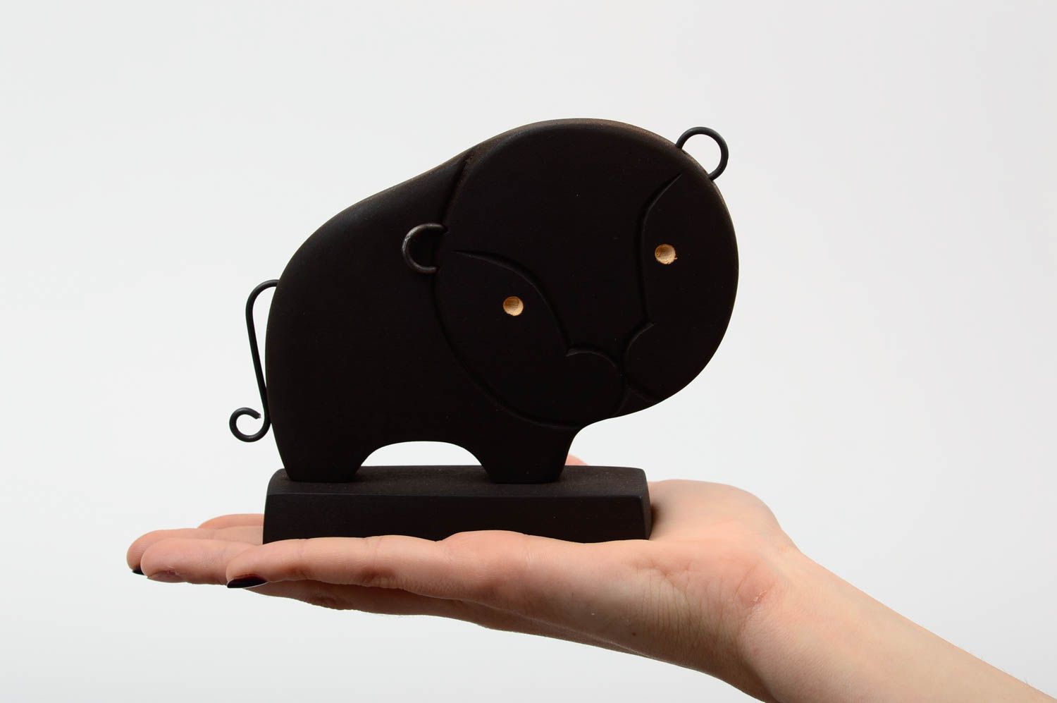 Statuette noire faite main Figurine en bois minimaliste lionceau Déco maison photo 5