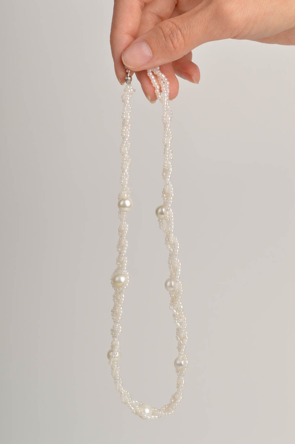 Collar de abalorios y perlas artesanal regalo original para mujer bisutería fina foto 2
