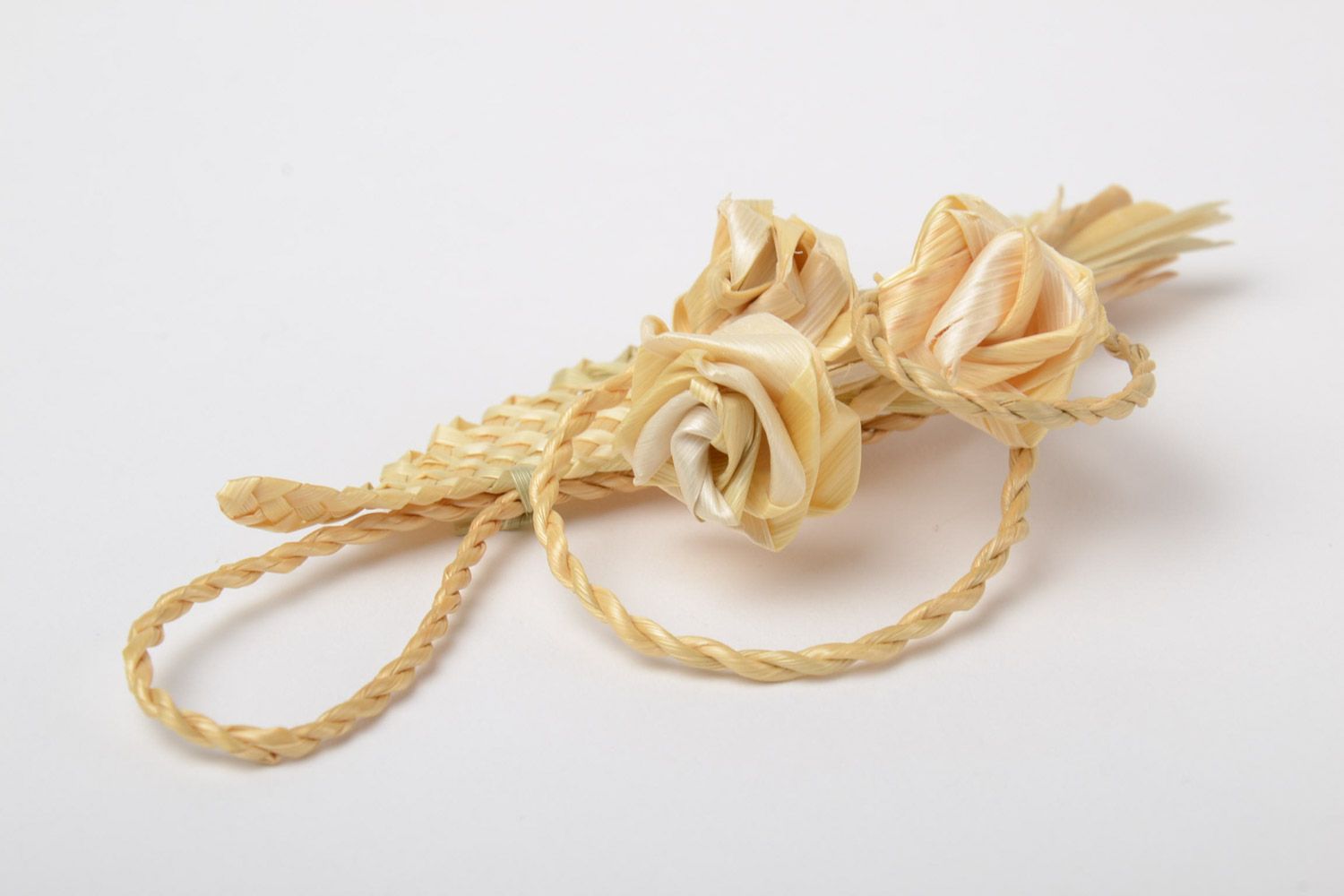 Handmade decorative wall hanging woven of straw in the shape of flower bouquet photo 4