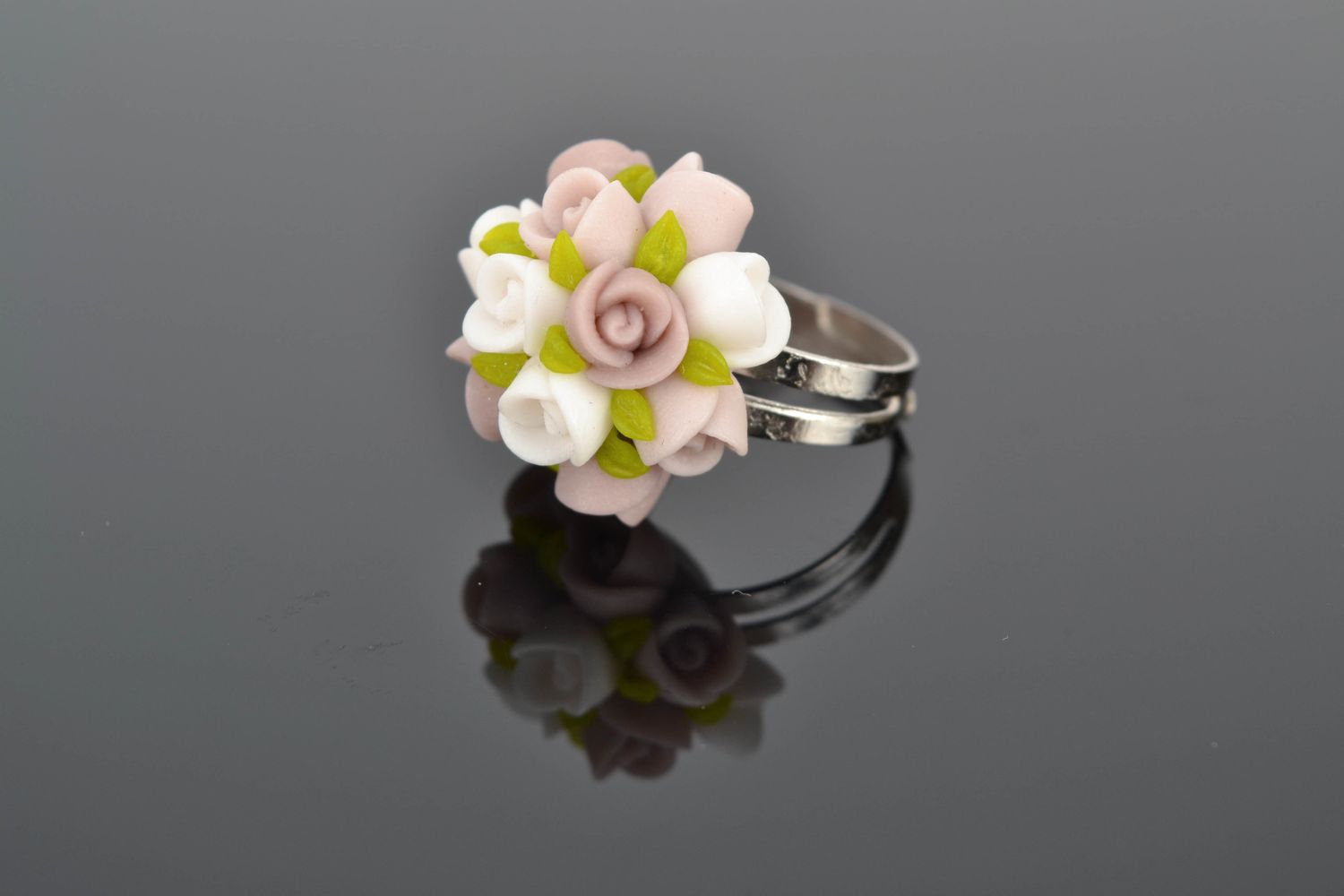 Polymer clay ring with tea roses photo 1