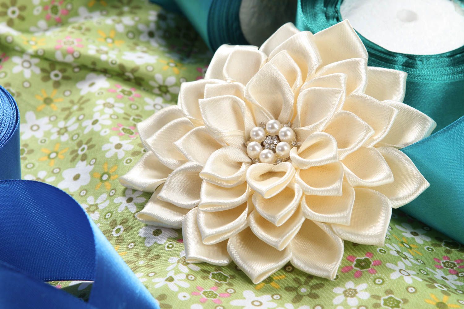 Handmade designer hair clip cute hair clip with flower stylish accessory photo 1
