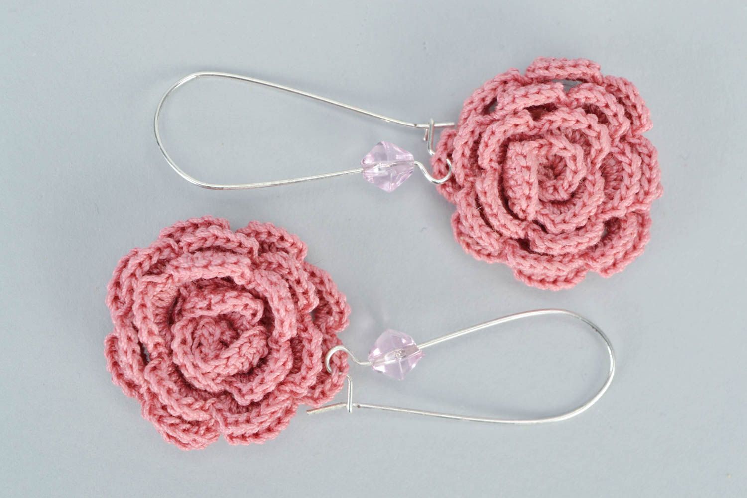 Handmade dangling earrings crocheted of cotton threads pink flowers with beads photo 3