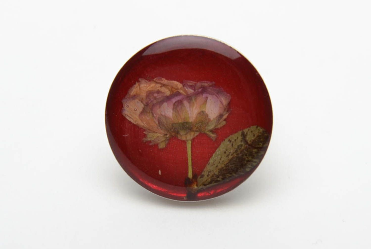 Unusual round ring with natural flower in epoxy resin photo 5