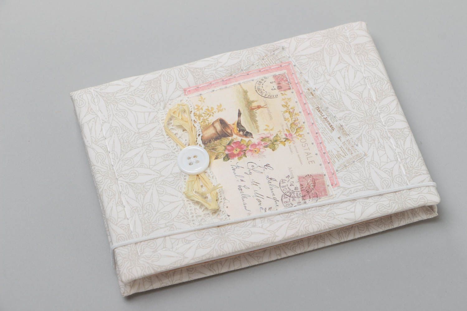 Weißes handgemachtes Notizbuch mit Decke aus Stoff in Provence Stil für romantischen Look foto 2