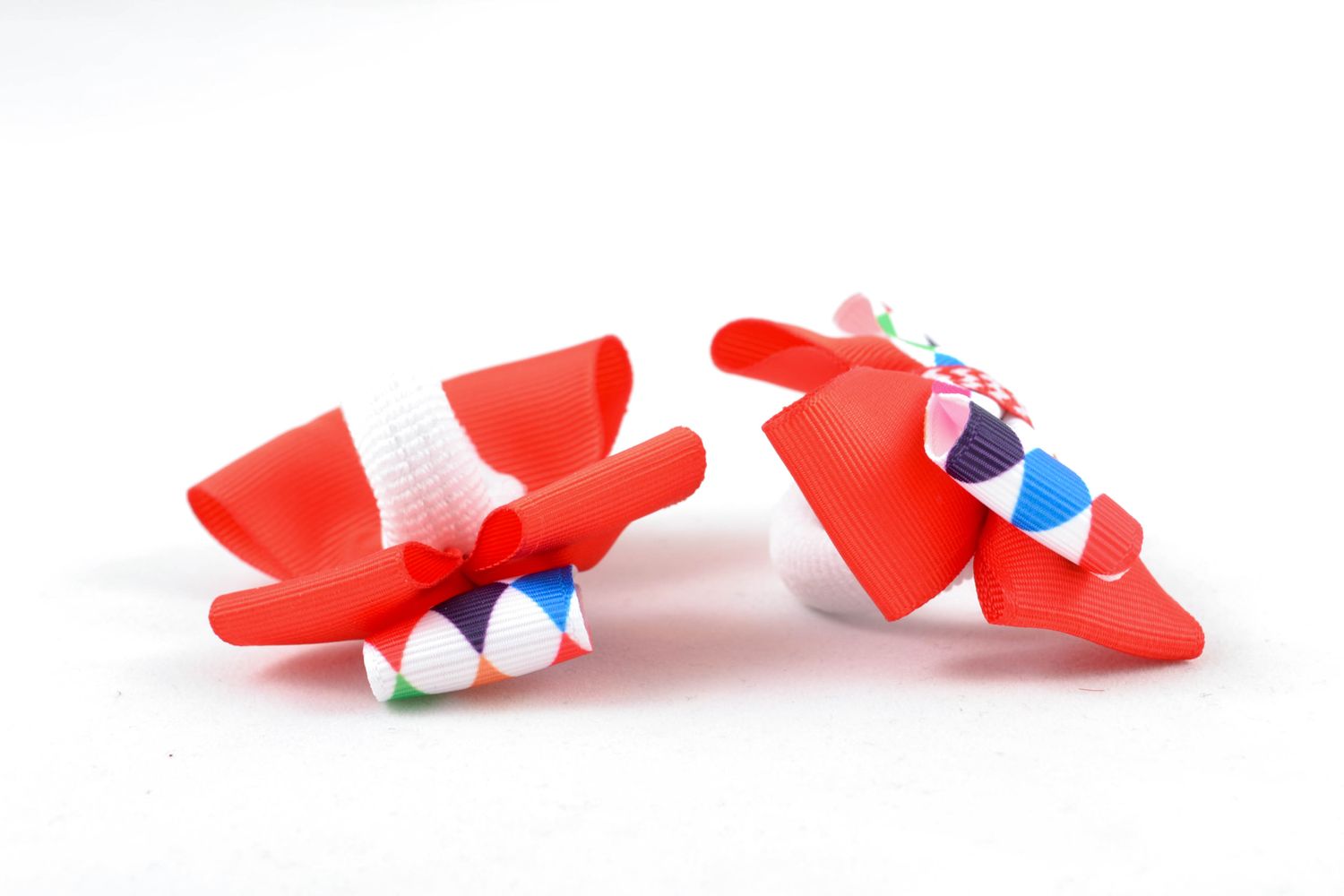 Hair ties with bows made of rep ribbons of red color photo 5