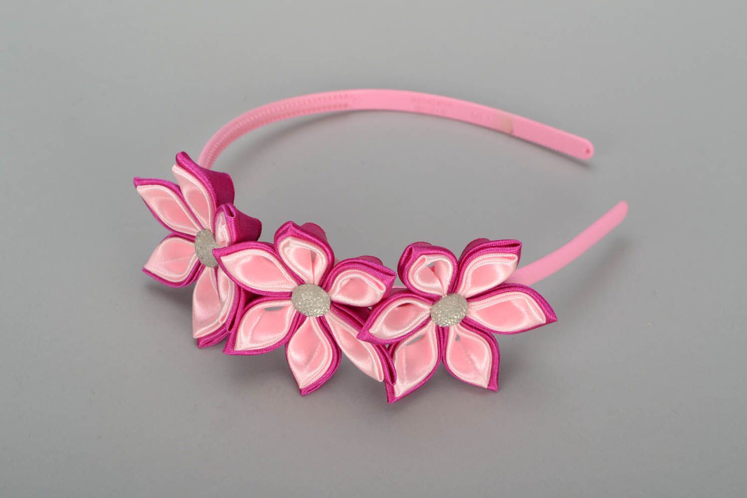 Pink hair band with flowers  photo 4
