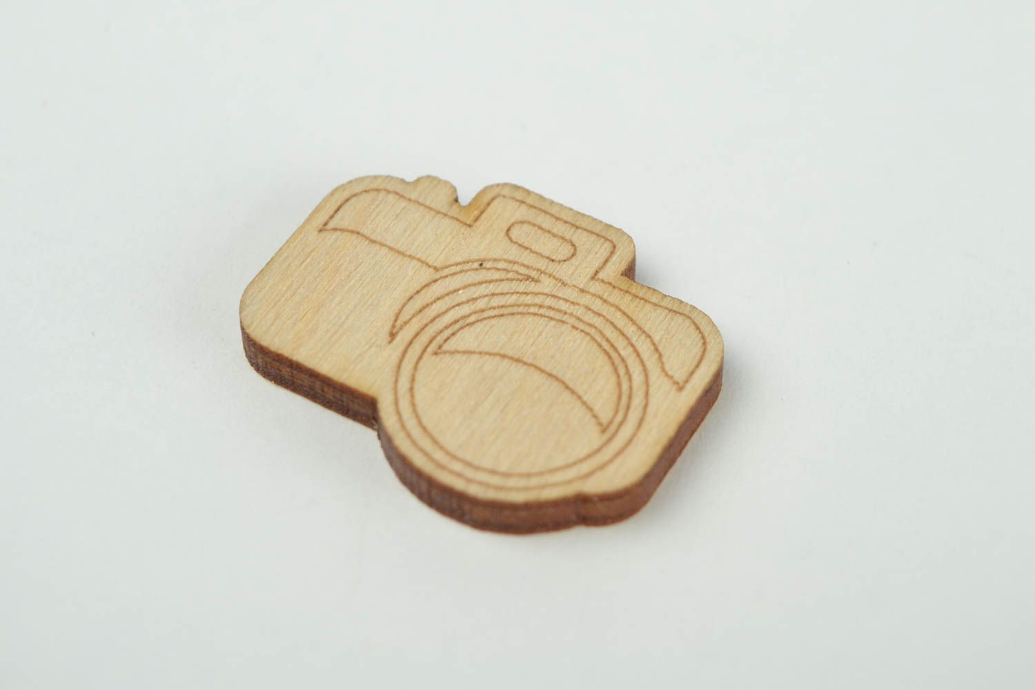 Little camera wooden blank for painting and DIY projects photo 4