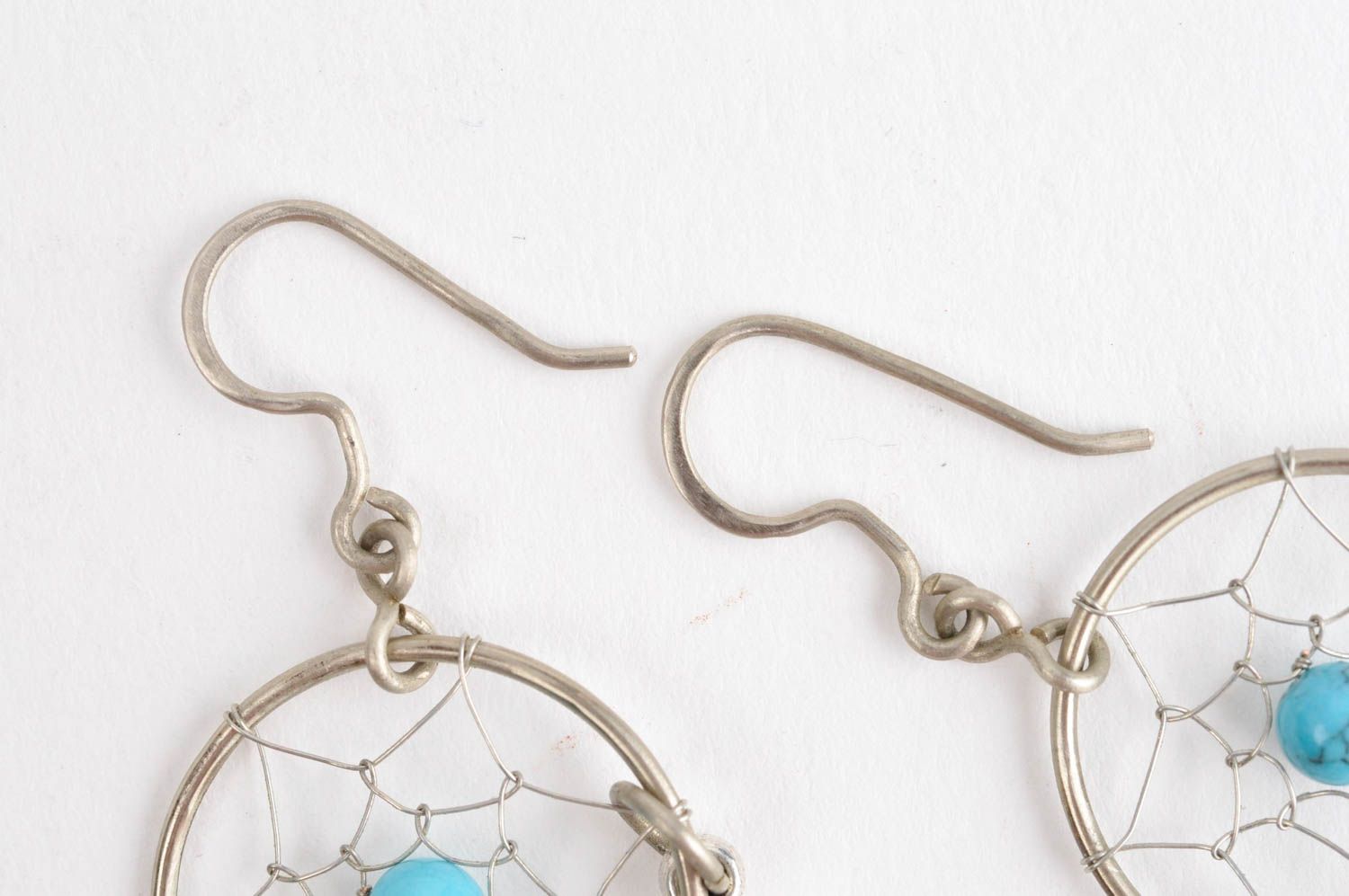 Handmade Metall Ohrringe in Blau Juwelier Modeschmuck lange Ohrringe schön foto 3