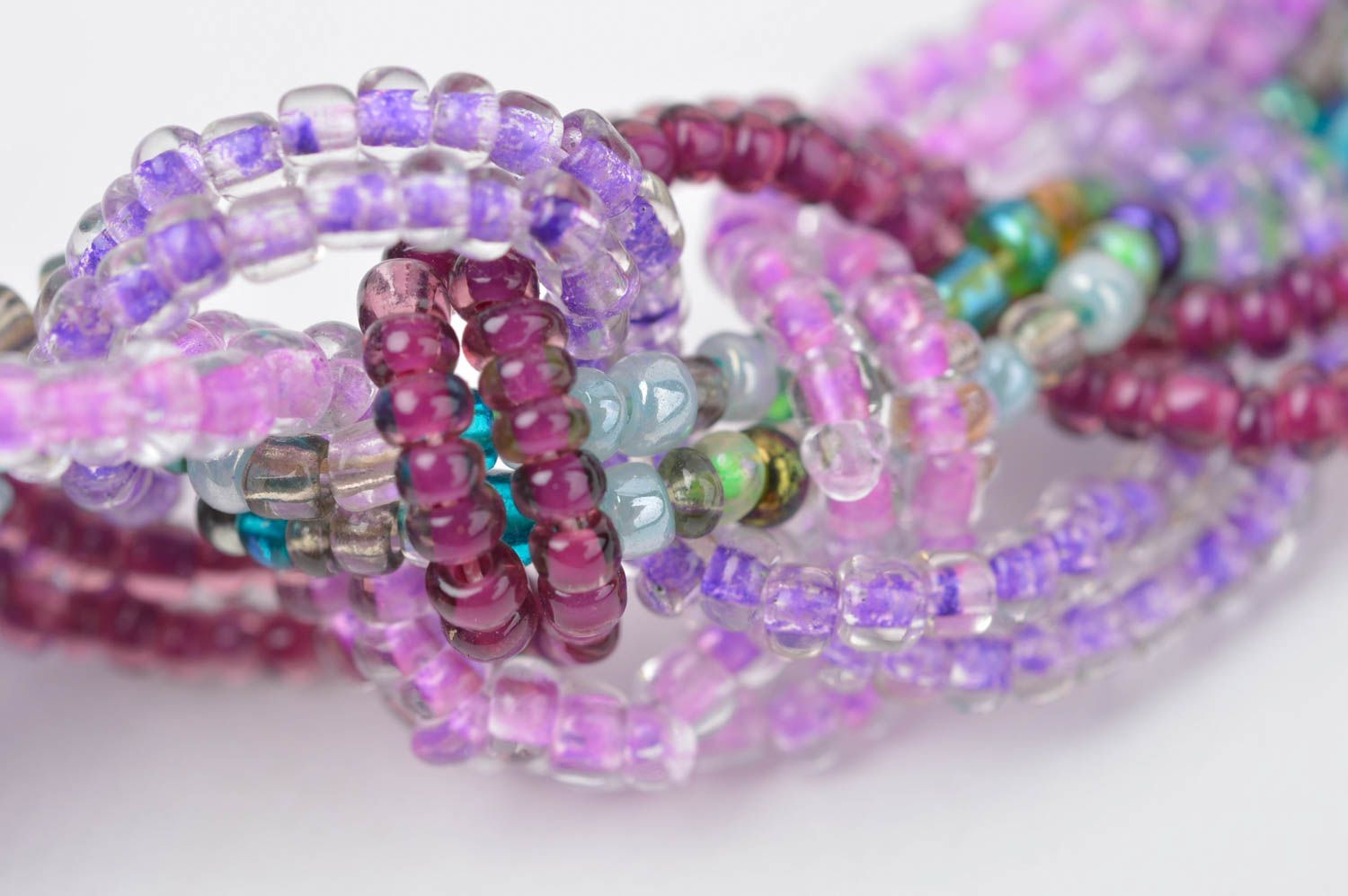 Collier en perles de rocaille Bijou fait main mauve-violet Cadeau pour femme photo 4