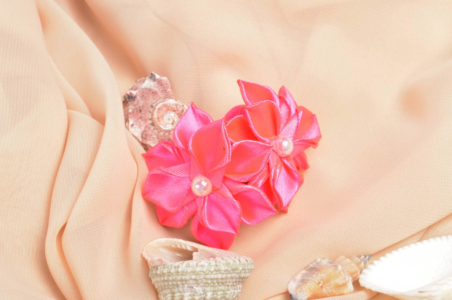 Stilvolle Haar Accessoires  handmade Schmucke in Rosa zarte Haargummis Schleifen foto 1