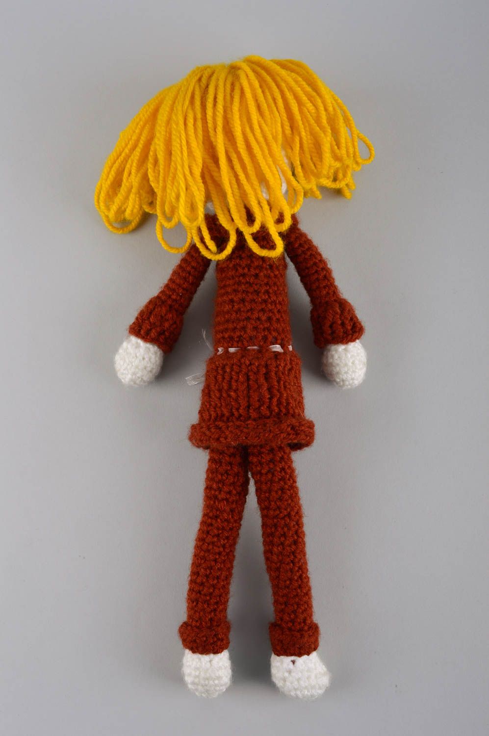 Muñeca artesanal tejida a crochet peluche para niños regalo original para niña foto 4