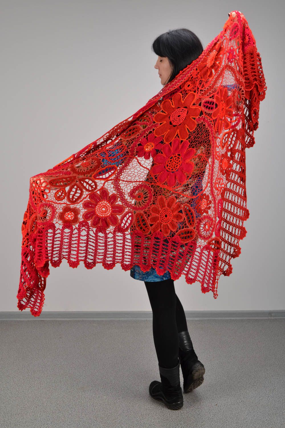 Woolen crochet lace shawl of red color photo 1