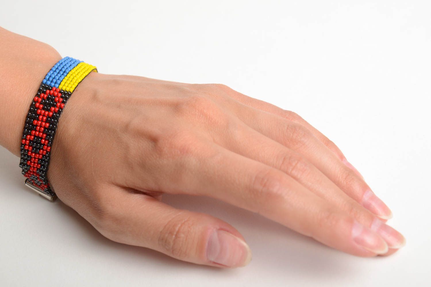Blau gelbes Armband aus Glasperlen handmade geflochten schön Künstler für Frauen foto 2