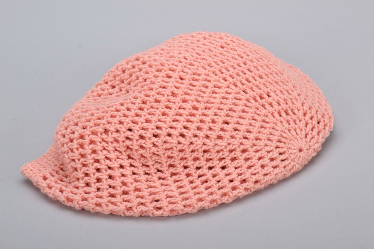 Bonnet tricoté rose clair fait main photo 3