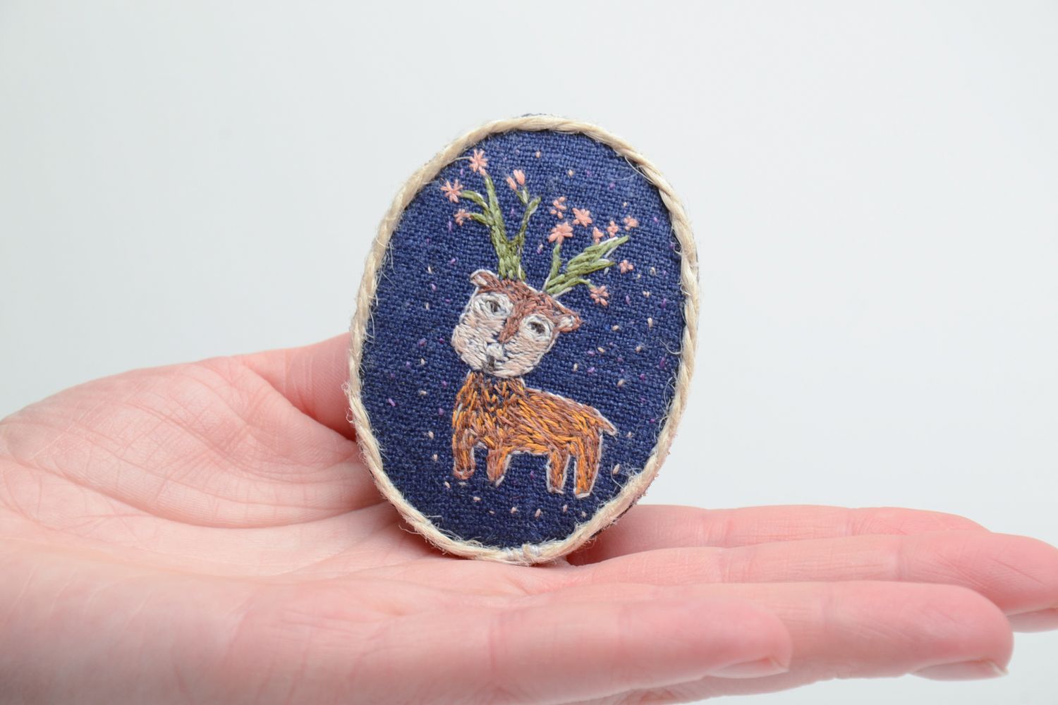 Hand embroidered brooch Deer photo 5