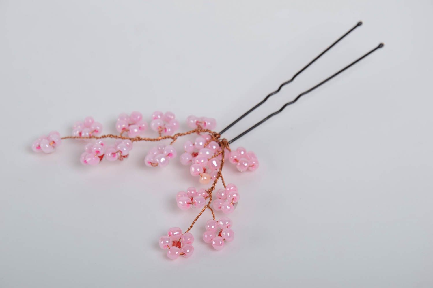 Handmade metal hair pin decorated with tender pink beaded flowers on wire basis photo 4