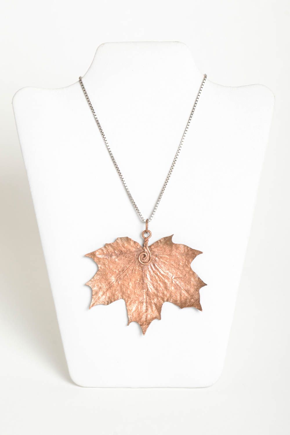 Stylish handmade copper pendant metal jewelry designs neck pendant design photo 2