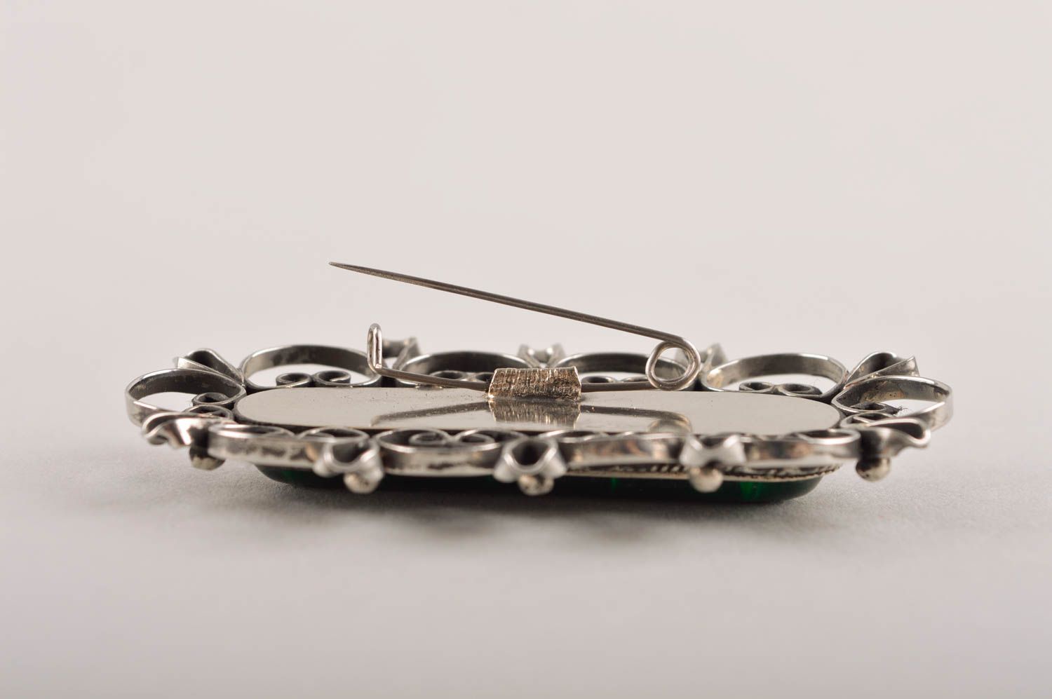 Broche métal Bijou fait main Accessoire original en maillechort avec malachite  photo 5