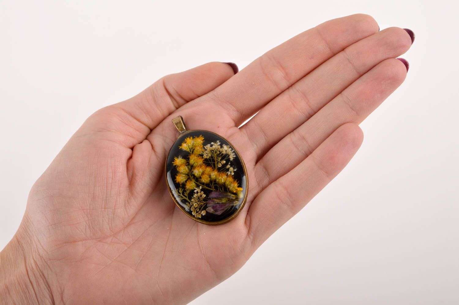 Pendentif en résine époxyde Bijou fait main avec fleurs ovale Cadeau femme photo 5