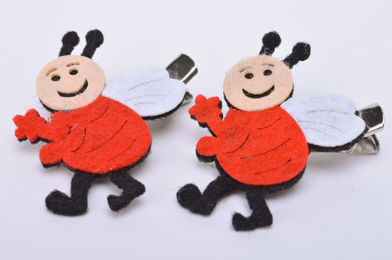 Handmade funny hair clips sewn of felt Cute Bees 2 items for baby girl  photo 2