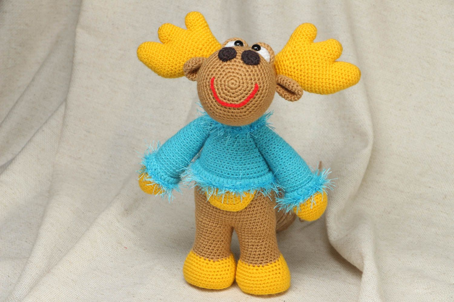 Soft crochet toy Smiling Elk photo 1
