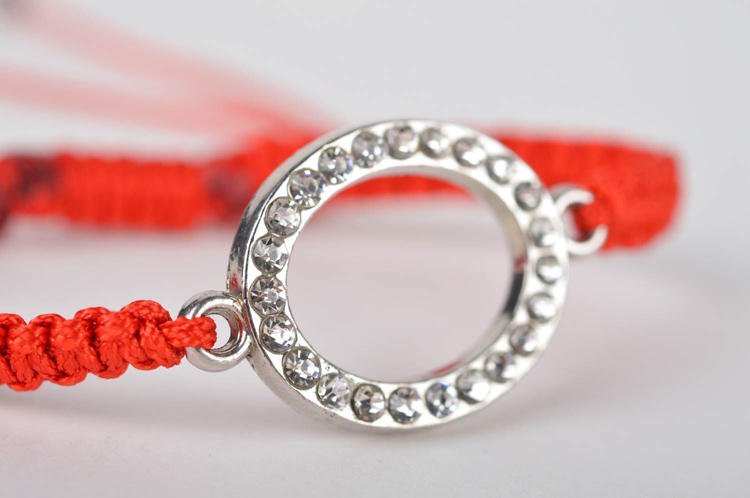 Handmade Schmuck Damen Armband Accessoire für Frauen rotes Armband ausgefallen foto 3