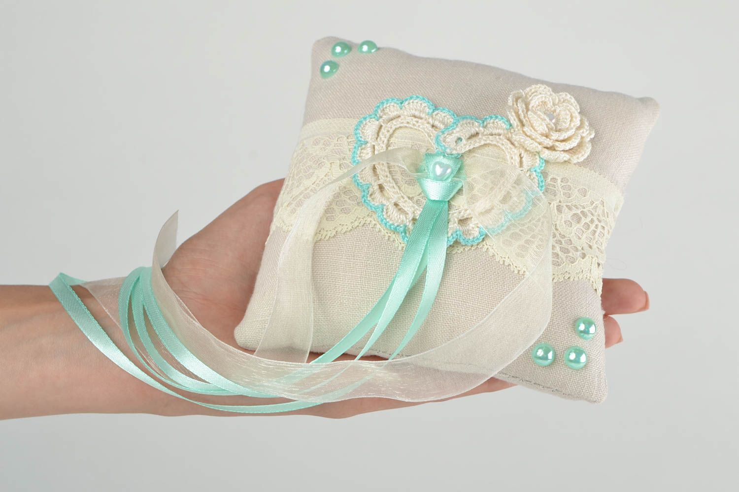 Подушечки для колец на свадьбу ручной работы аксессуар свадебный из ткани фото 2