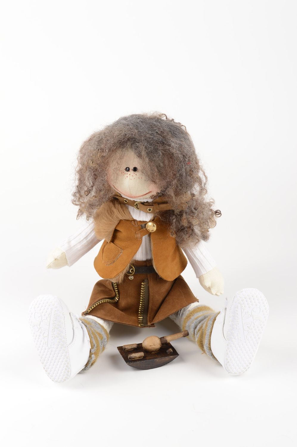 Необычная кукла ручной работы мягкая кукла из льна кукла из ткани с игрушкой фото 5