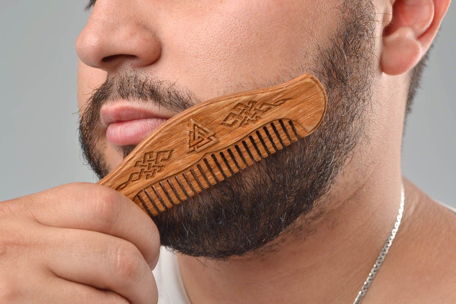Wooden comb for beard handmade wooden comb for men beard styling accessories photo 2